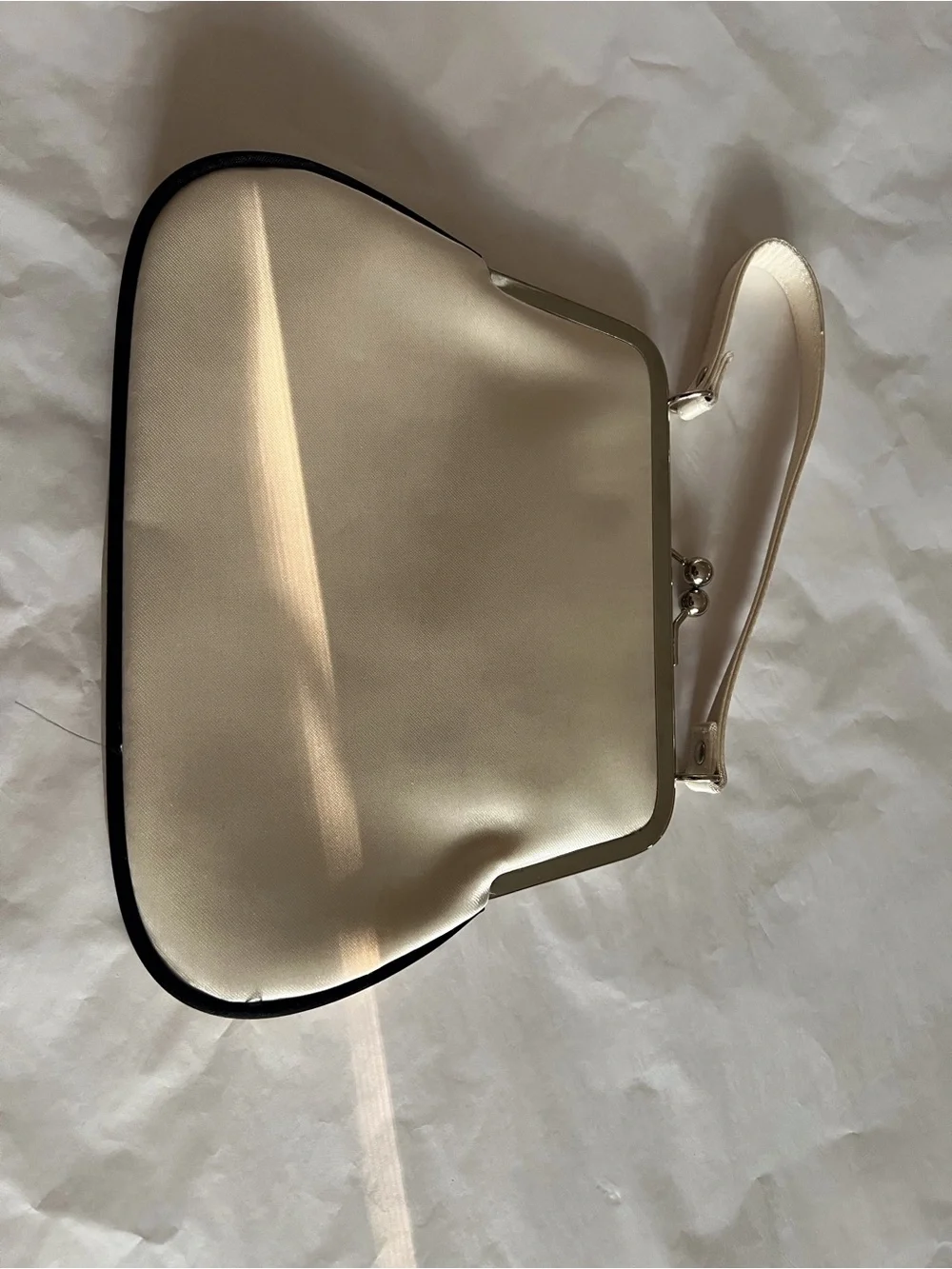 Vintage Elegant Cream Satin Bow Wristlet - Women Bags